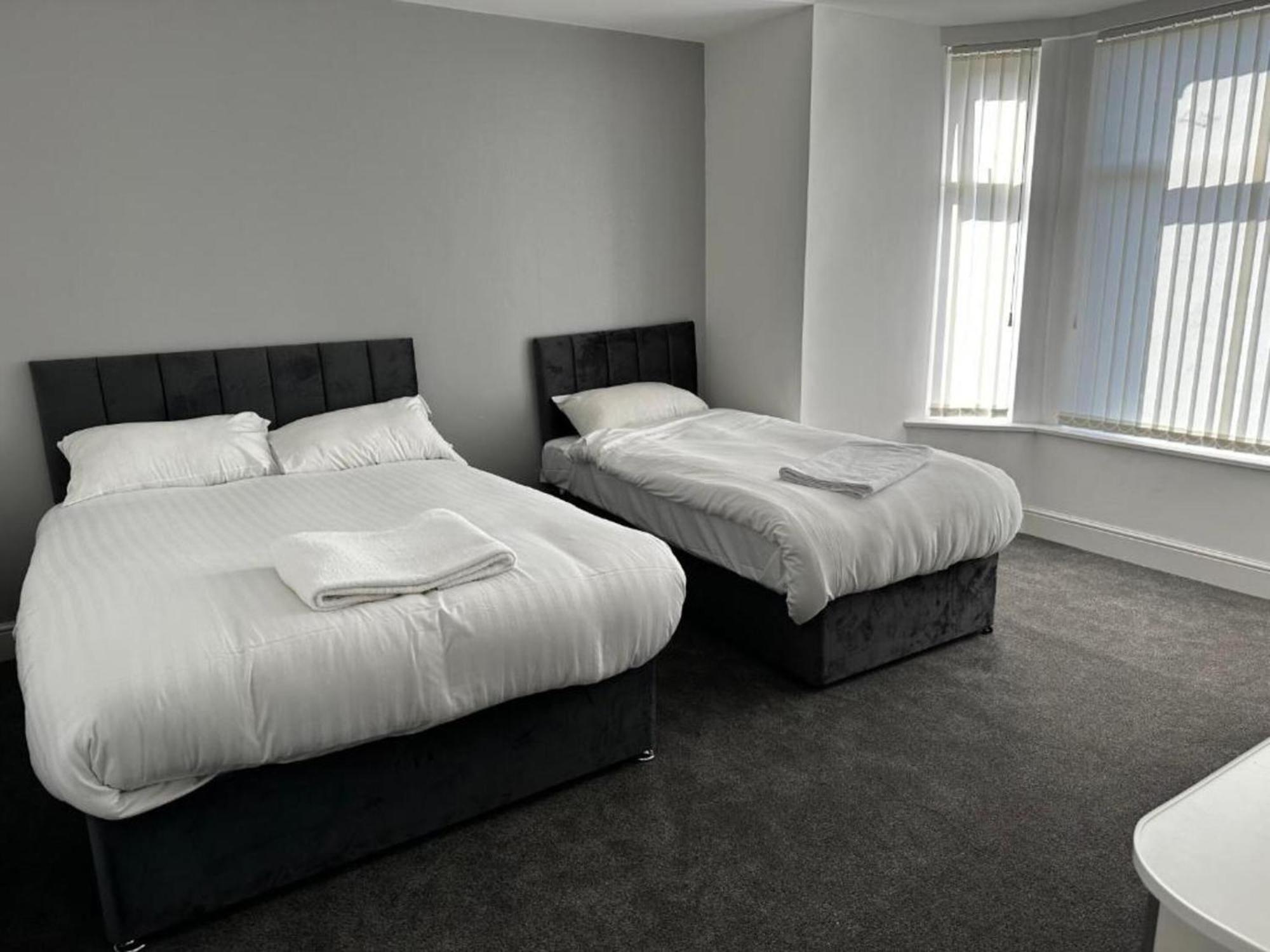 Oyo Cheetham Hill Guest House Mánchester Exterior foto